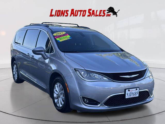 2017 Chrysler Pacifica Touring Plus