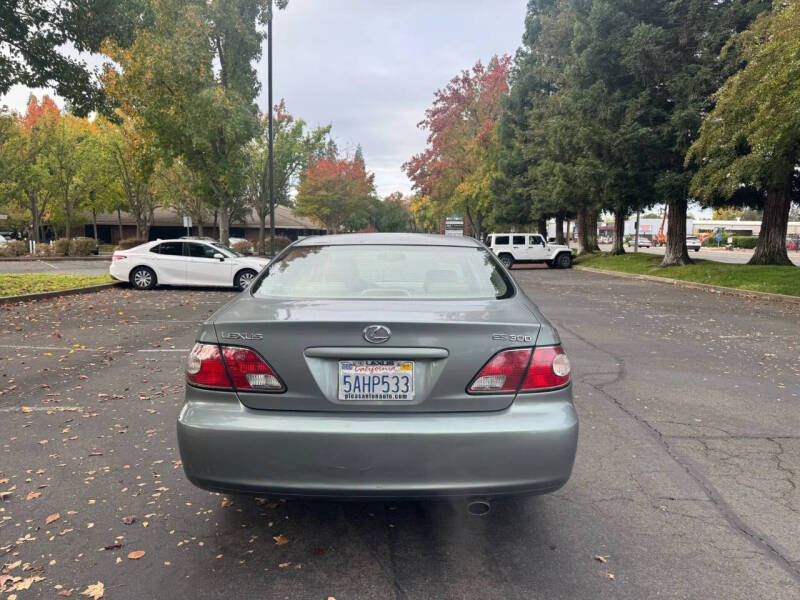 2003 Lexus ES 300