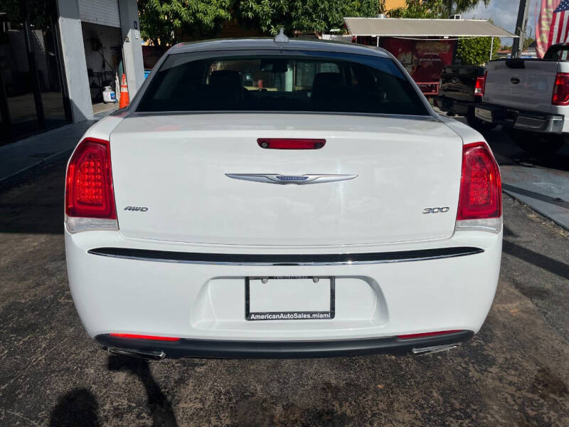 2020 Chrysler 300 Limited
