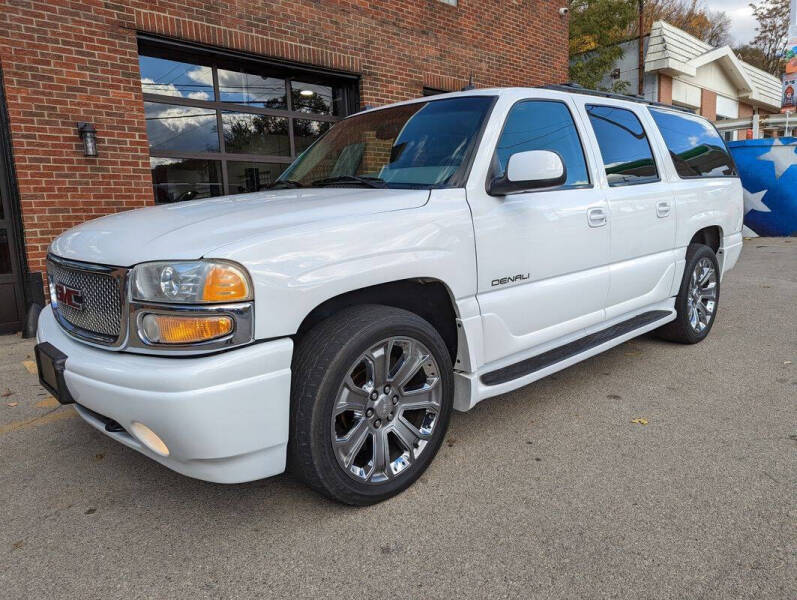 2003 GMC Yukon XL Denali