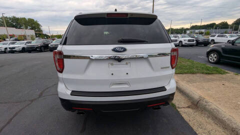 2018 Ford Explorer