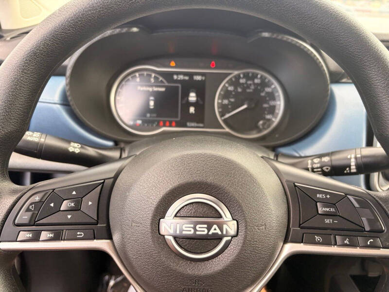 2025 Nissan Versa SV
