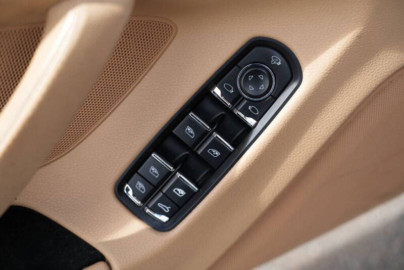 2013 Porsche Panamera