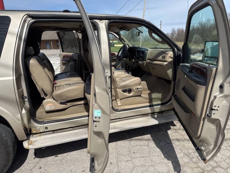 2005 Ford Excursion Limited