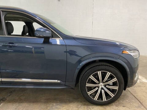 2025 Volvo XC90 B6 Plus Bright Theme 7P