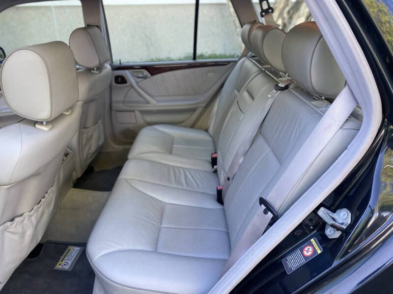 2000 Mercedes-Benz E-Class E 320