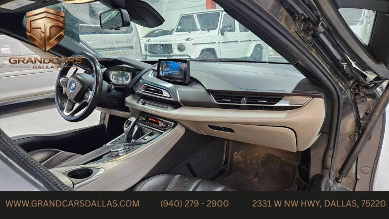 2016 BMW i8