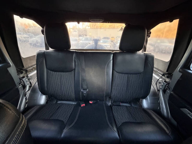 2015 Jeep Wrangler Unlimited Freedom Edition