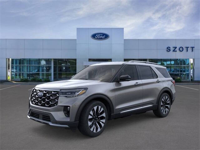 2026 Ford Explorer Platinum's photo