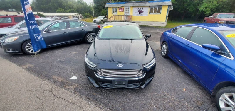 2016 Ford Fusion SE photo 8