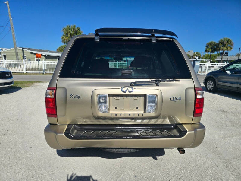 2003 Infiniti QX4