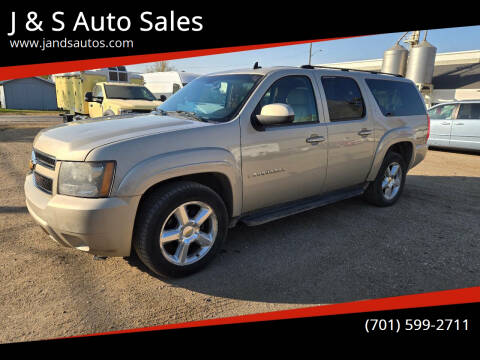 2007 Chevrolet Suburban for sale at J & S Auto Sales in Thompson ND