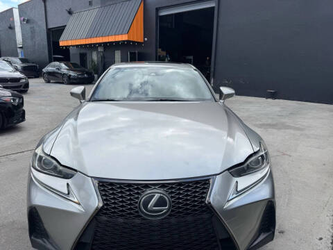 2017 Lexus IS 200t