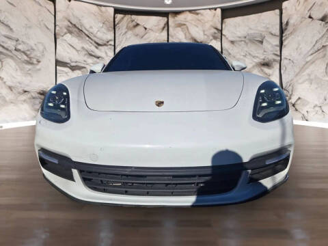 2018 Porsche Panamera
