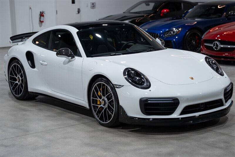 2018 Porsche 911 Turbo S