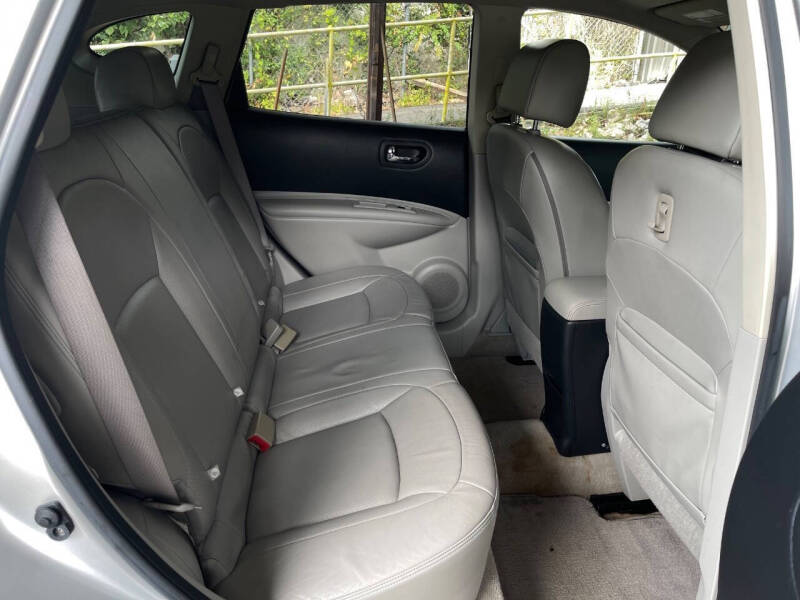 2009 Nissan Rogue SL