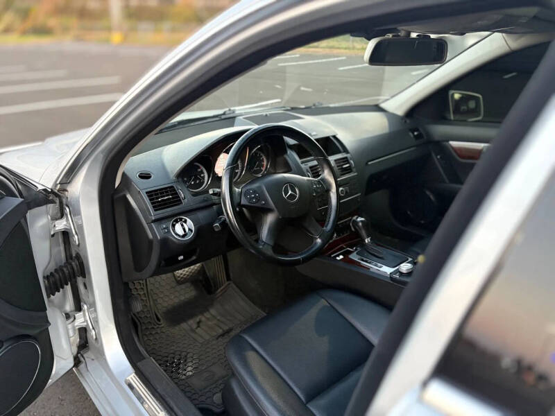 2011 Mercedes-Benz C-Class