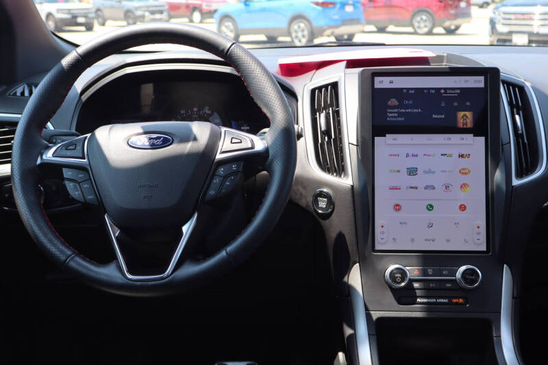 2024 Ford Edge ST-Line