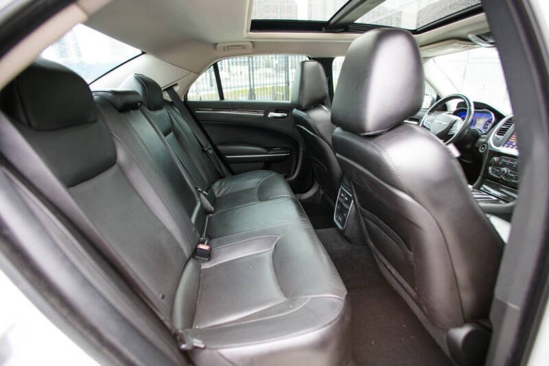 2019 Chrysler 300 Limited