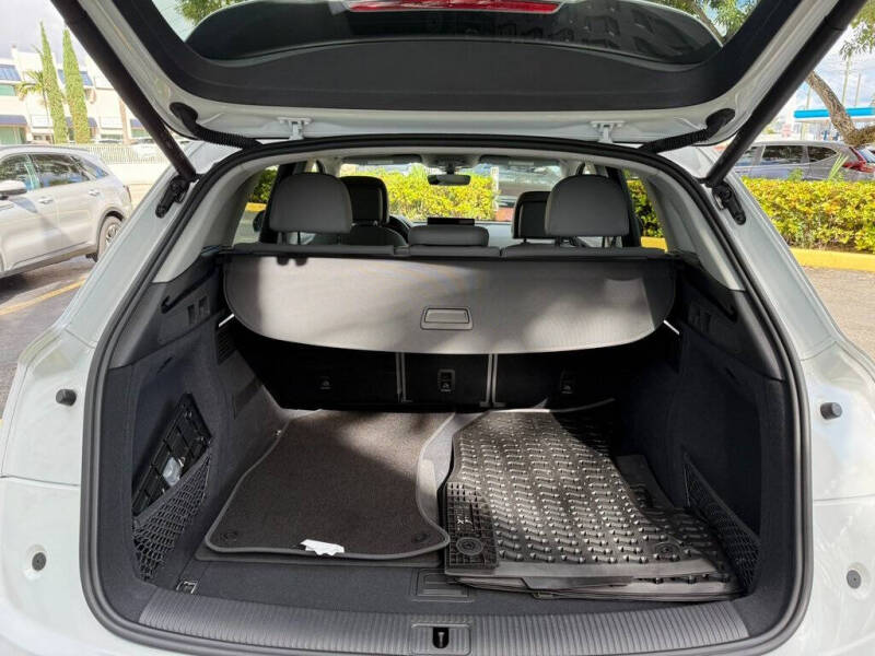 2022 Audi Q5 quattro S line Prem Plus 45 TFSI