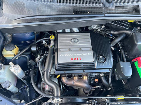 2003 Toyota Sienna CE