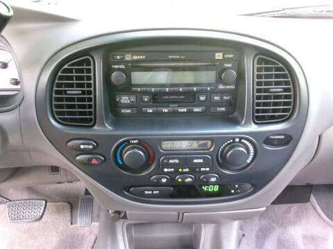 2003 Toyota Sequoia SR5
