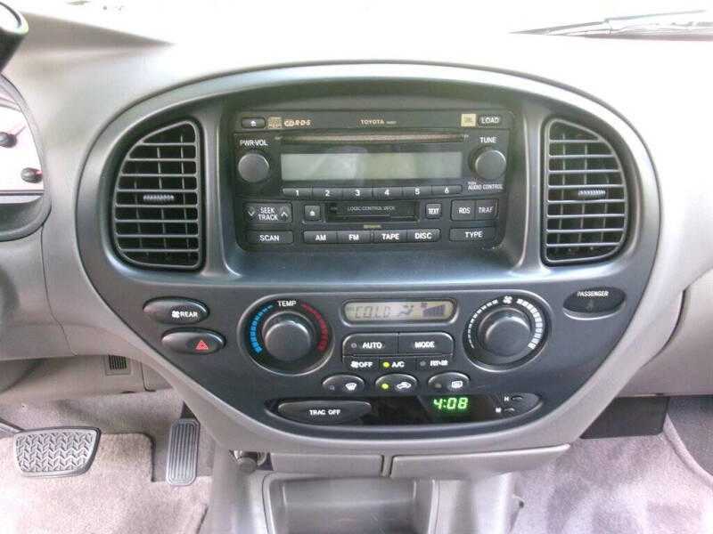 2003 Toyota Sequoia SR5