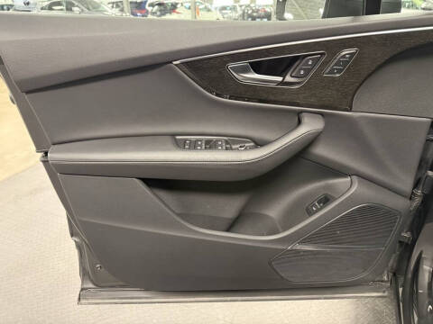 2023 Audi Q7 quattro Premium Plus 55 TFSI