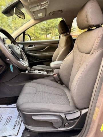 2019 Hyundai Santa Fe SE 2.4L