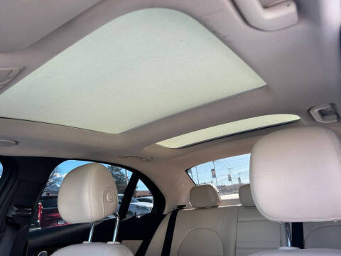 2016 Mercedes-Benz C-Class