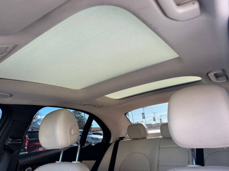 2016 Mercedes-Benz C-Class