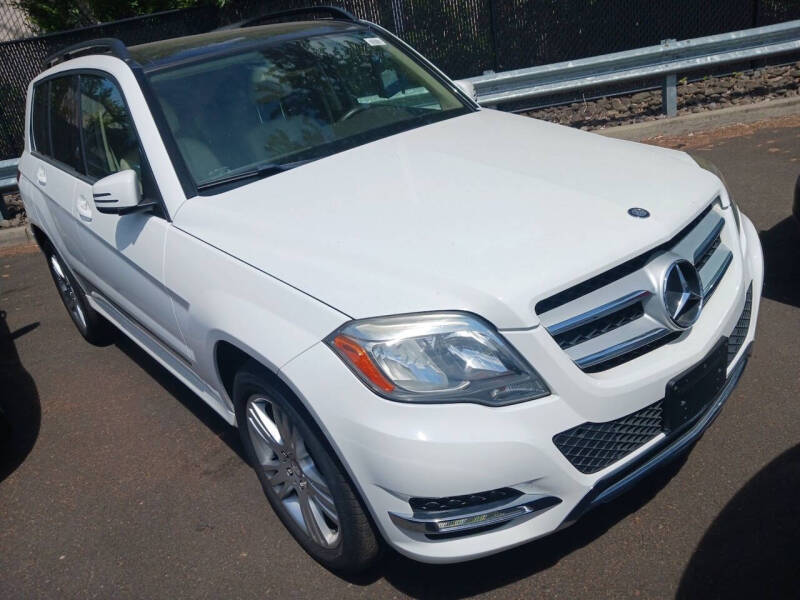 Used 2014 Mercedes-Benz GLK-Class GLK250 with VIN WDCGG0EB0EG334302 for sale in Everett, WA