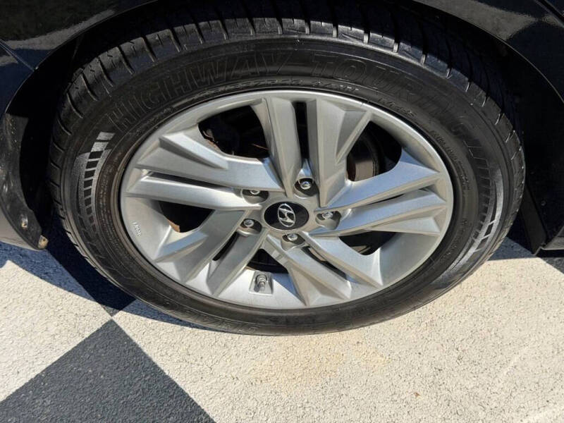 2020 Hyundai Elantra