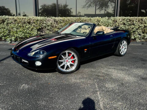 2003 Jaguar XKR