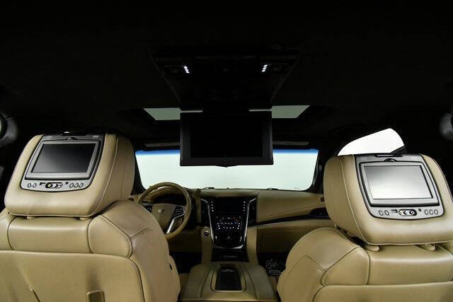 2019 Cadillac Escalade ESV Platinum