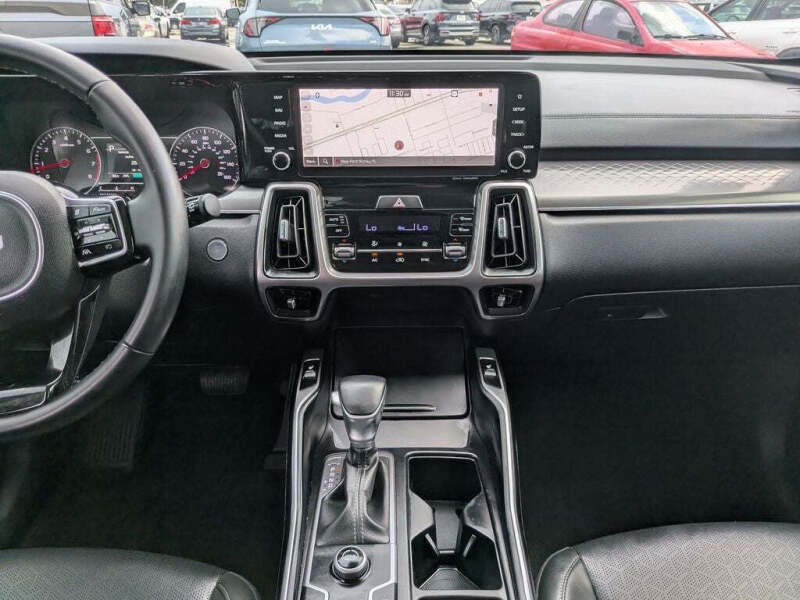 2023 Kia Sorento S