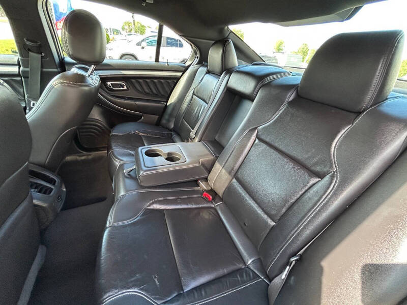 2019 Ford Taurus SEL