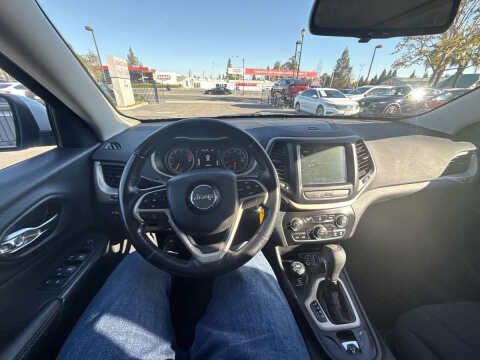 2017 Jeep Cherokee 75th Anniversary