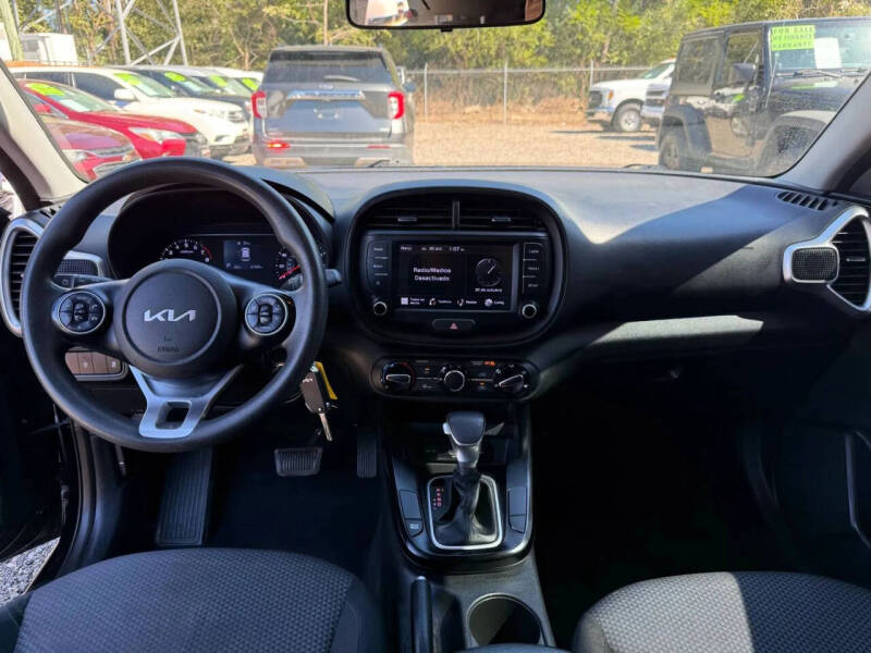 2022 Kia Soul LX