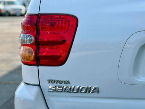 2003 Toyota Sequoia Limited