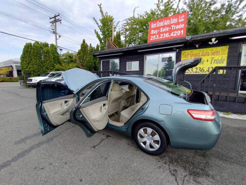 2010 Toyota Camry LE