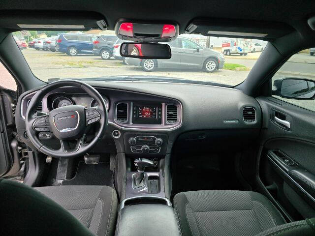 2016 Dodge Charger SE