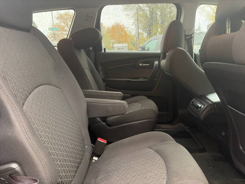 2012 Chevrolet Traverse LT