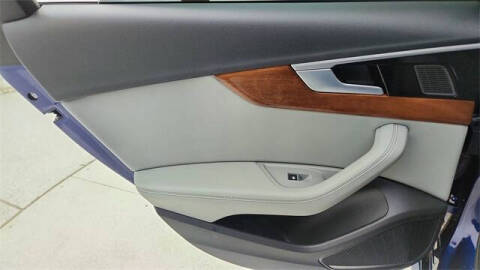 2024 Audi A4 quattro Premium Plus 40 TFSI