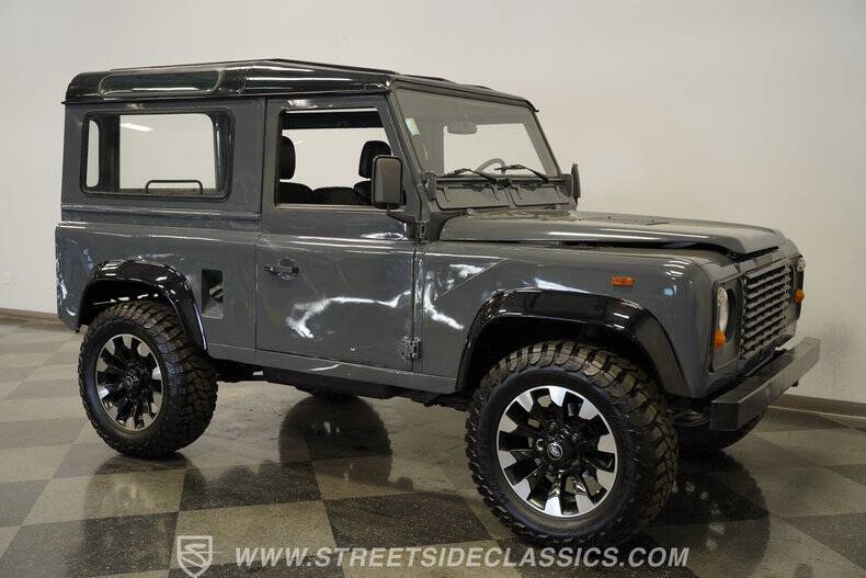 1987 Land Rover Defender