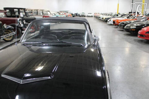 1962 Ford Thunderbird