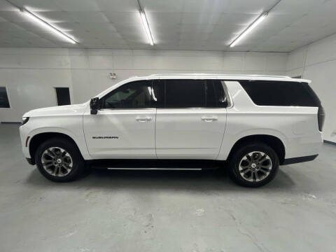 2025 Chevrolet Suburban LT