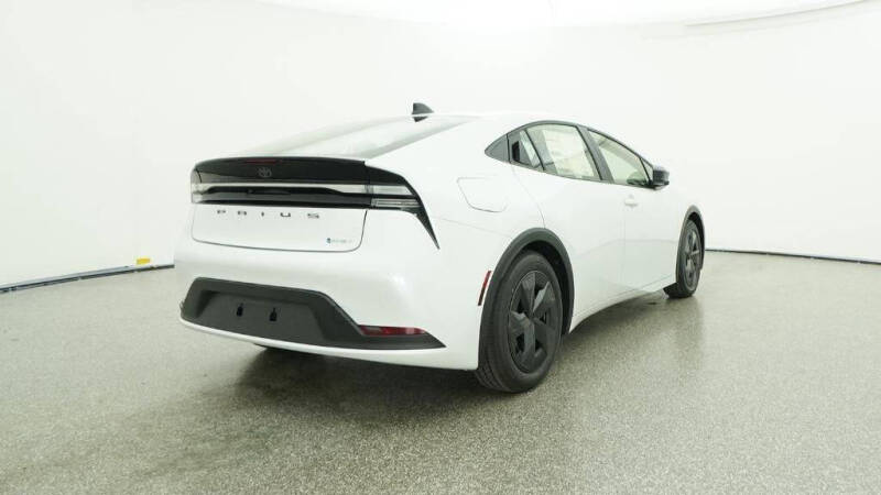 2026 Toyota Prius Plug-in Hybrid SE