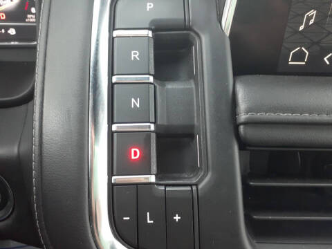 2023 GMC Yukon XL SLE