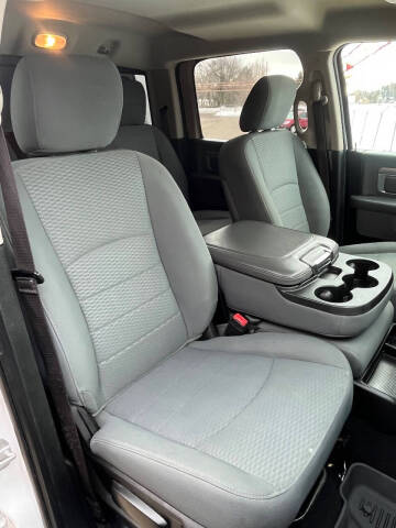 2020 RAM 1500 Classic SLT